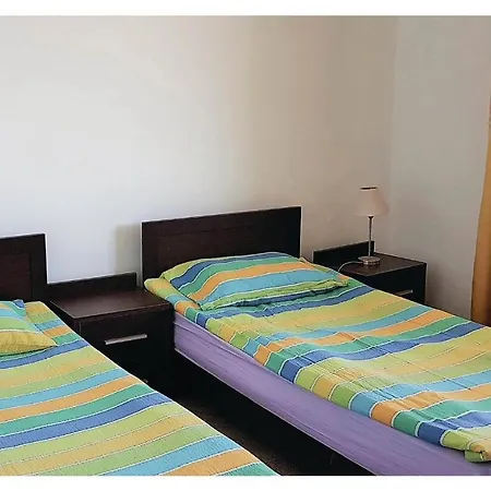 Four-bedroom Holiday In 펜션 스베티 블라스